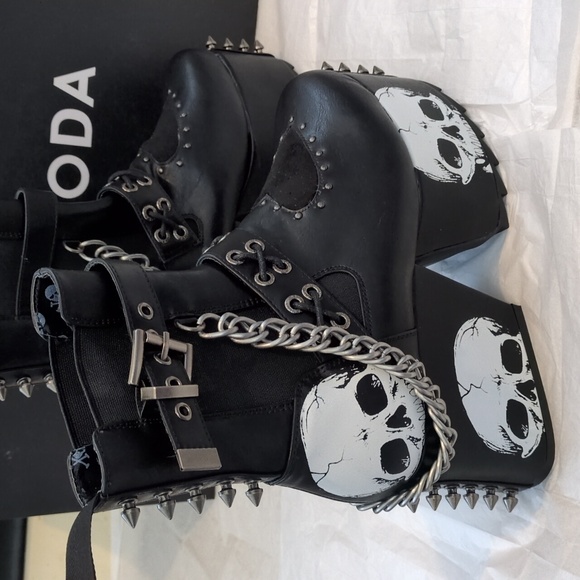 Seven Seas Platform Ankle Boots - Picture 3 of 15